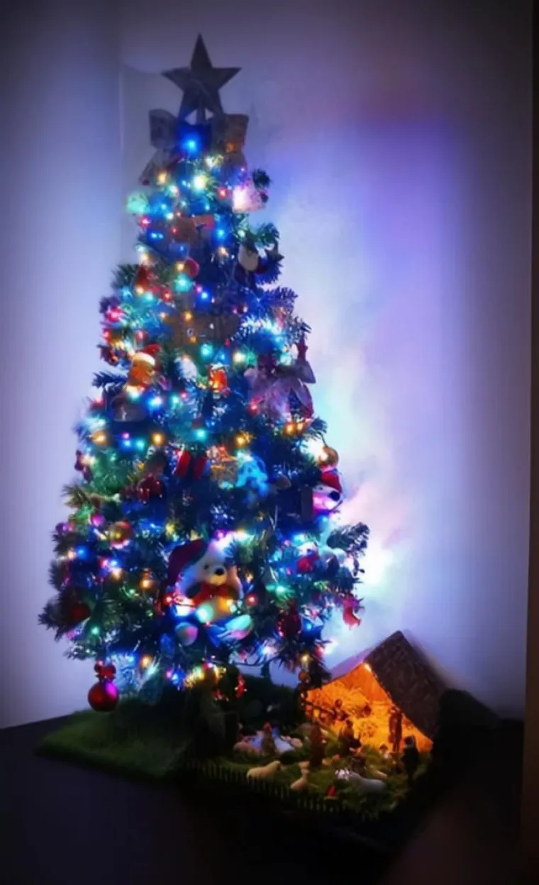 Utrka za najljep&scaron;u božićnu jelku uzela je maha: Zbog ovih 50 žiri je na pravim mukama