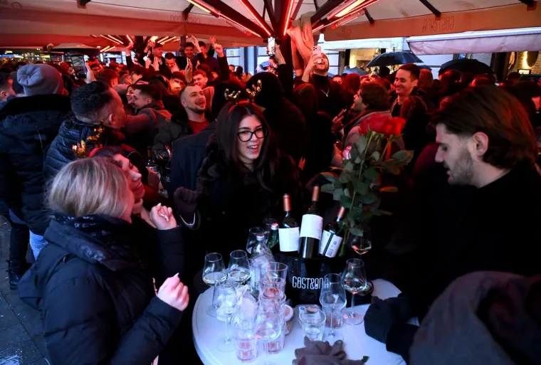 &Scaron;pica na Badnjak vrvi ljepoticama: Bunde, ki&scaron;obrani i odlična atmosfera