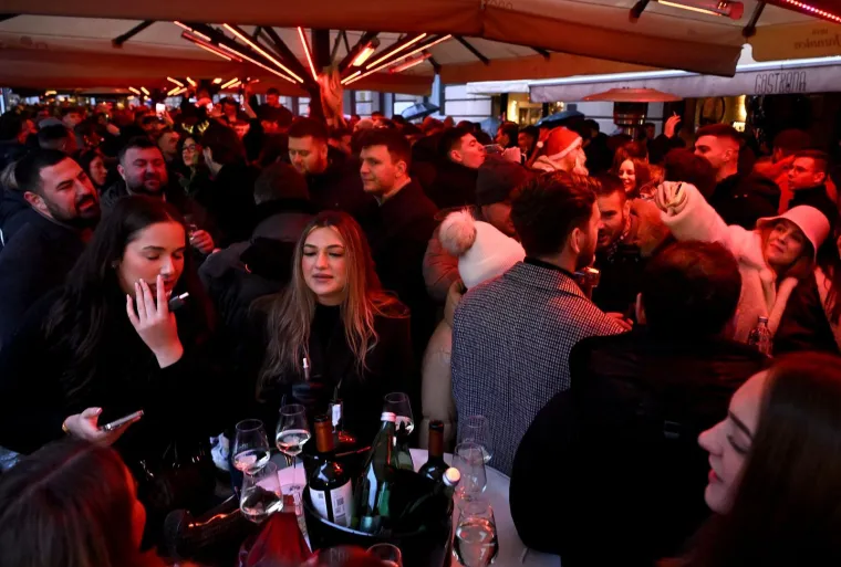 &Scaron;pica na Badnjak vrvi ljepoticama: Bunde, ki&scaron;obrani i odlična atmosfera