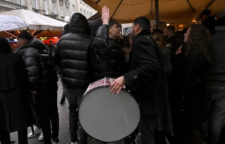 &Scaron;pica na Badnjak vrvi ljepoticama: Bunde, ki&scaron;obrani i odlična atmosfera