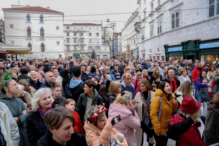 Prizori za pamćenje diljem Hrvatske: Pogledajte u kojem se gradu danas najbolje slavilo