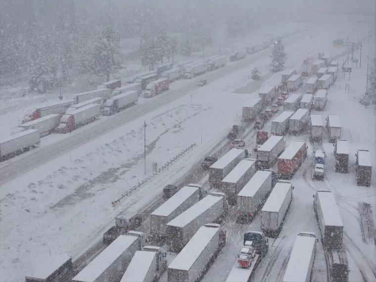 Probudili se okovani snijegom i pod vodom: Pogodio ih je fenomen 'atmosferske rijeke'
