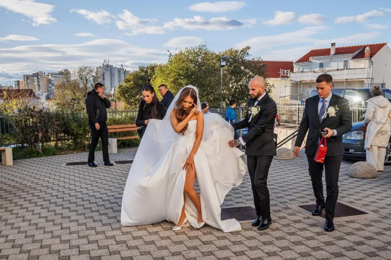 Neke će vas rasplakati, a neke nasmijati: Top fotografije koje su obilježile 2025. godinu!