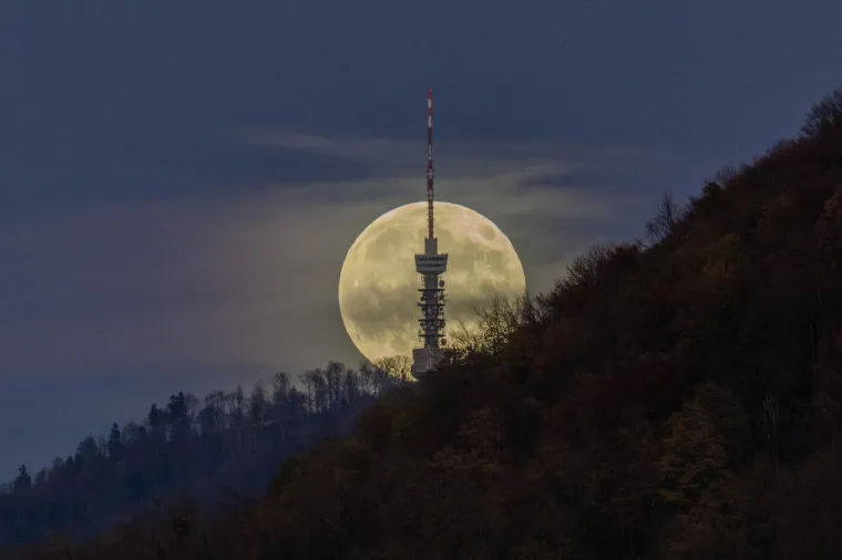Neke će vas rasplakati, a neke nasmijati: Top fotografije koje su obilježile 2025. godinu!