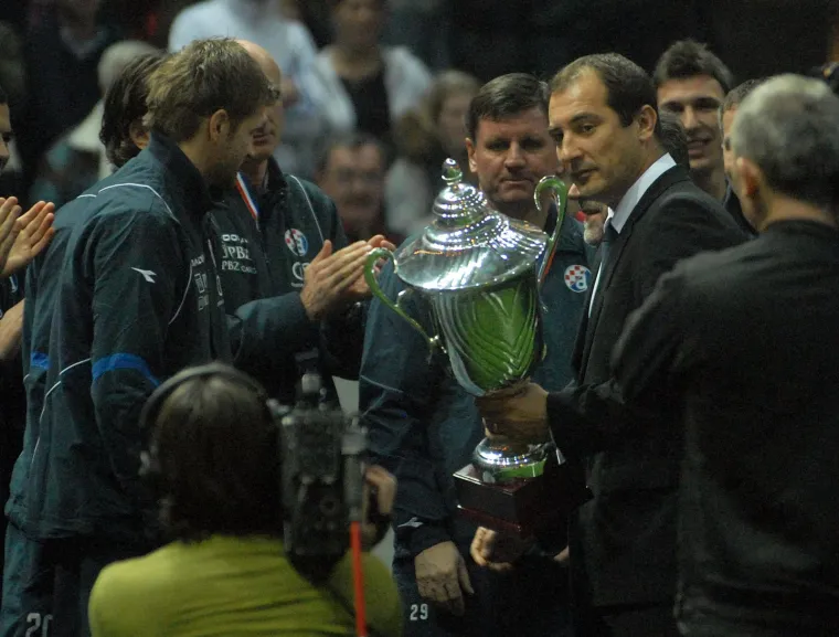 Ovo je najveća tučnjava igrača Dinama i Hajduka! Blagdansko vrijeme nosi i tamne strane rivalstva