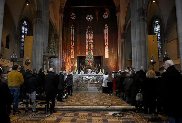 Plenkovićevi ljudi i krema HDZ-a na misi u Katedrali: Kutle&scaron;a uputio važnu poruku Hrvatima