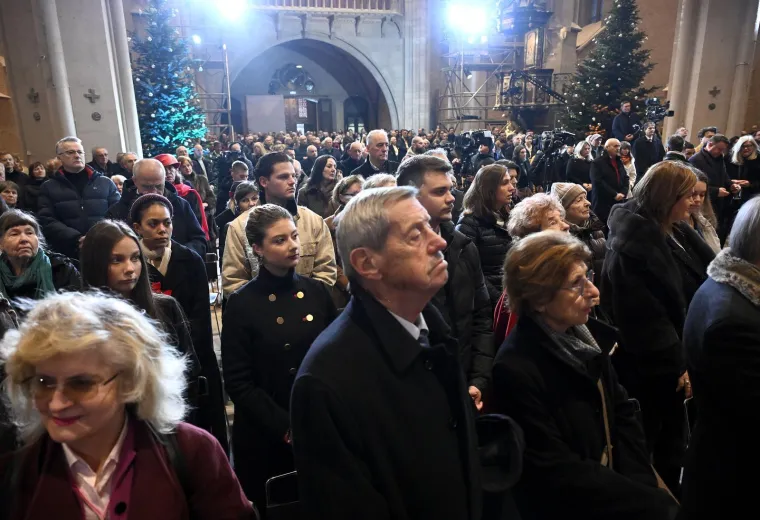 Plenkovićevi ljudi i krema HDZ-a na misi u Katedrali: Kutle&scaron;a uputio važnu poruku Hrvatima