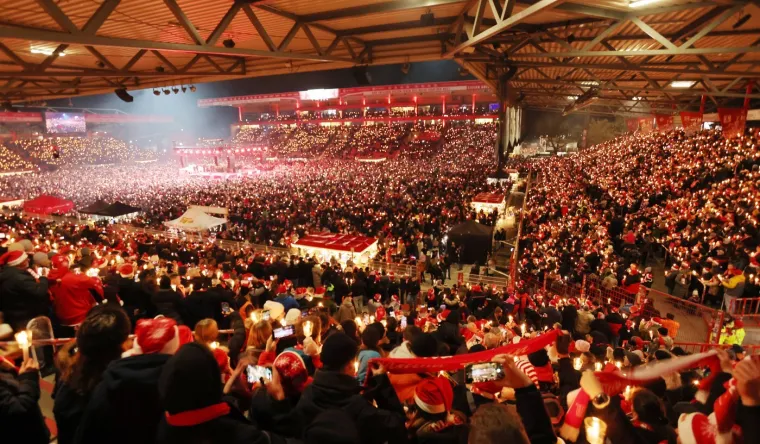 Skoro 30 tisuća ljudi do&scaron;lo na stadion uoči Božića, sada svi pričaju o onome &scaron;to su radili