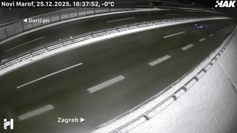 Zimski kaos na prometnicama! HAK upozorava na poledicu, a snijeg i dalje pada: Gužve na Bajakovu i Jasenovcu