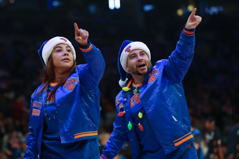 Cheerleadersice zapalile atmosferu, pojavio se Grinch i Vilenjak: Božić u NBA-u ne&scaron;to je posebno