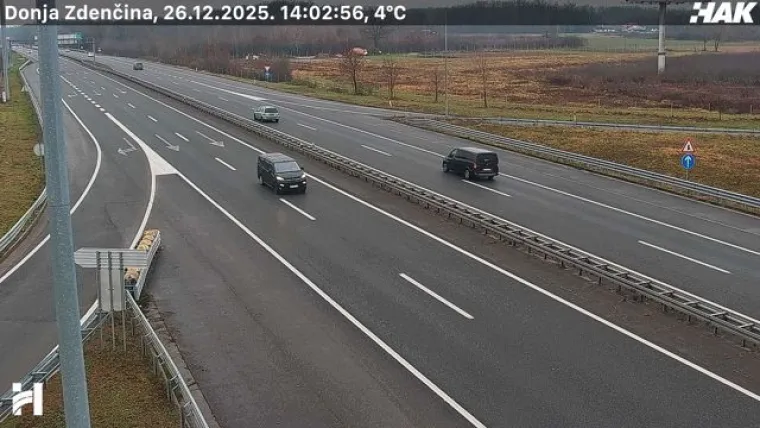 Nesreće na autocestama i zimski uvjeti, na granici se čeka i do pet sati