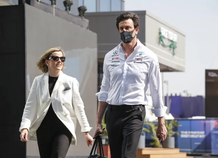 Upoznajte najmoćniju ženu Formule 1: Evo kako je 'zgodna plavu&scaron;a' sagradila pravo malo carstvo