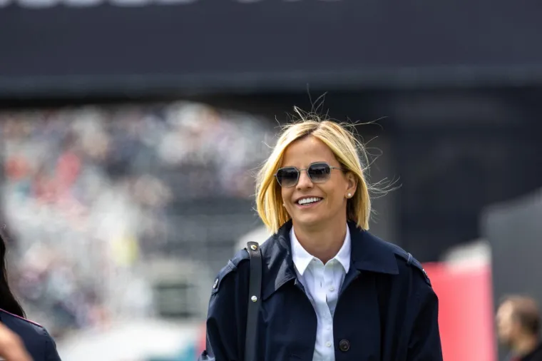 Upoznajte najmoćniju ženu Formule 1: Evo kako je 'zgodna plavu&scaron;a' sagradila pravo malo carstvo