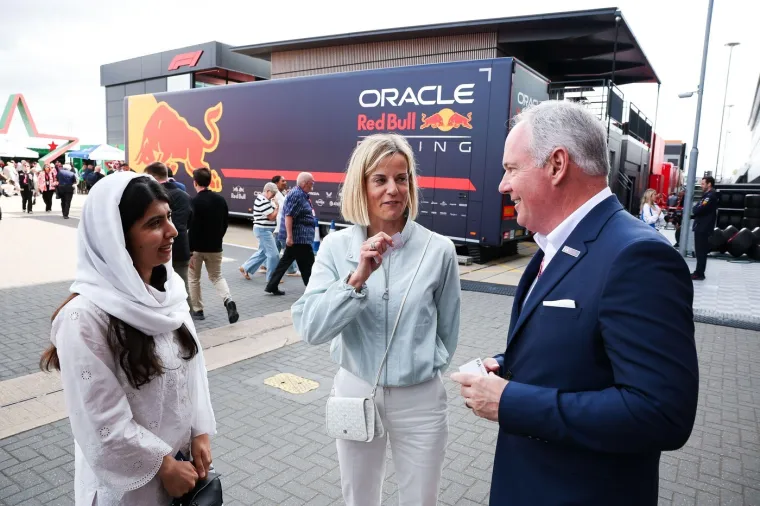 Upoznajte najmoćniju ženu Formule 1: Evo kako je 'zgodna plavu&scaron;a' sagradila pravo malo carstvo