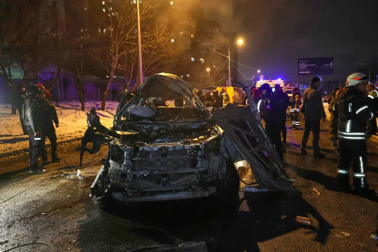 Kijev pod zračnom uzbunom vi&scaron;e od 10 sati: Rusi bez milosti udaraju projektilima i dronovima