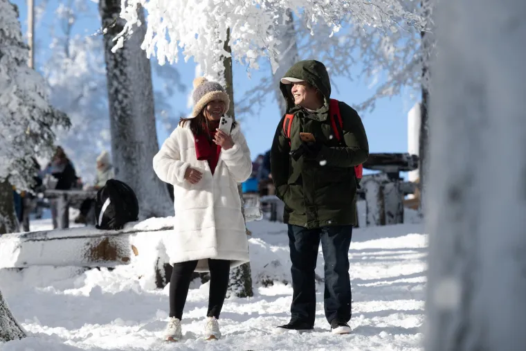 Božićna čarolija na Sljemenu! Zagrepčani uživali u snježnoj idili: Pogledajte fotografije