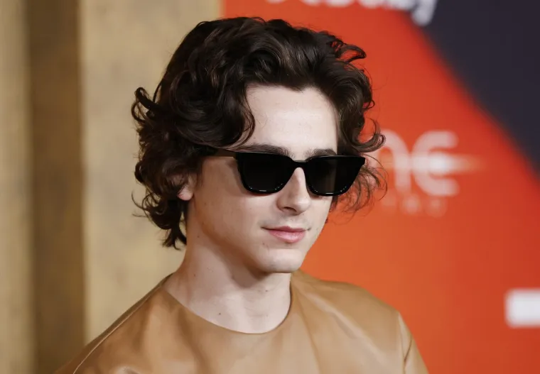 Samozatajni holivudski zavodnik u&scaron;ao je u tridesete, a u vezi je s poznatom 'Jennericom'