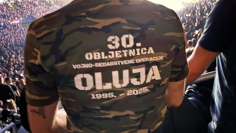 Krenulo je ludilo! Nakon Hipodroma, Thompson napunio i Arenu: Pogledajte uzavrelu atmosferu