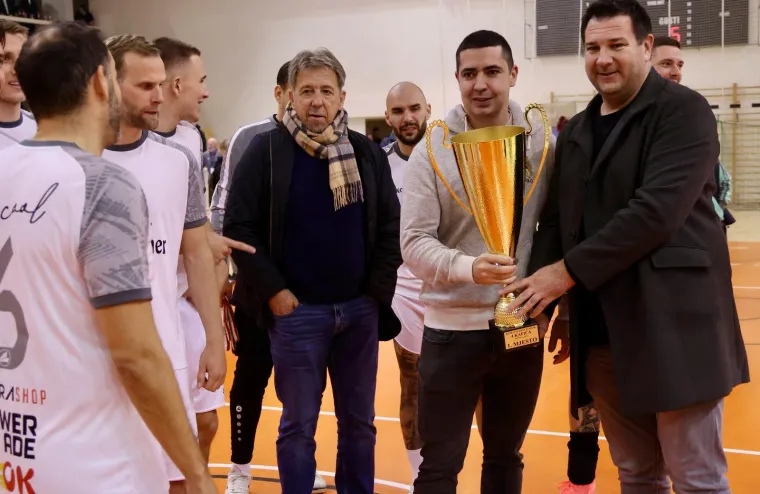 'B cool brewery and pub' pobjednik, Livaja dobio ovacije: Hrpa legendi na jednom mjestu