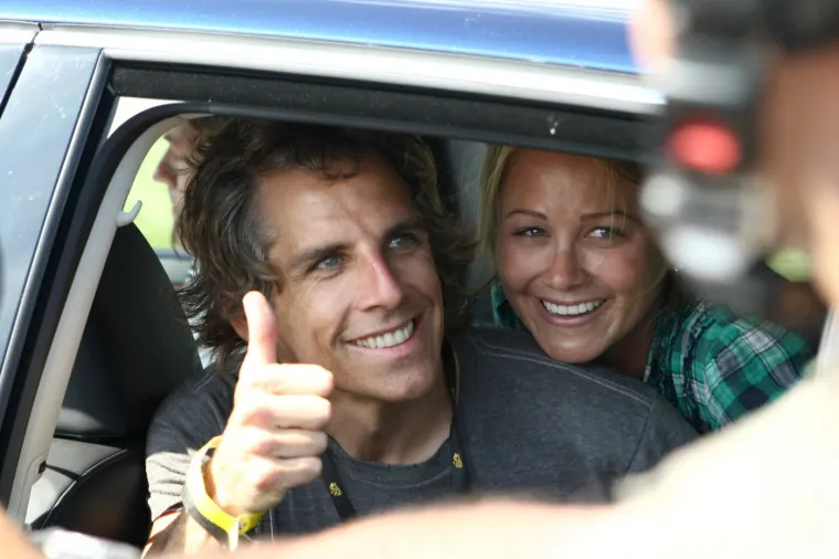 Sjećate se seksipilne Bonnie iz 'Prijatelja'? Danas blista u braku s Benom Stillerom