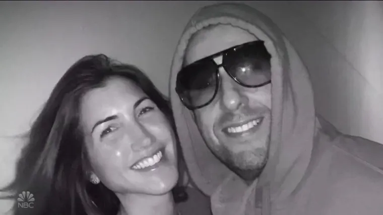 Adam pored sebe ima pravu ljepoticu: Jackie Sandler mami poglede zavidnom figurom