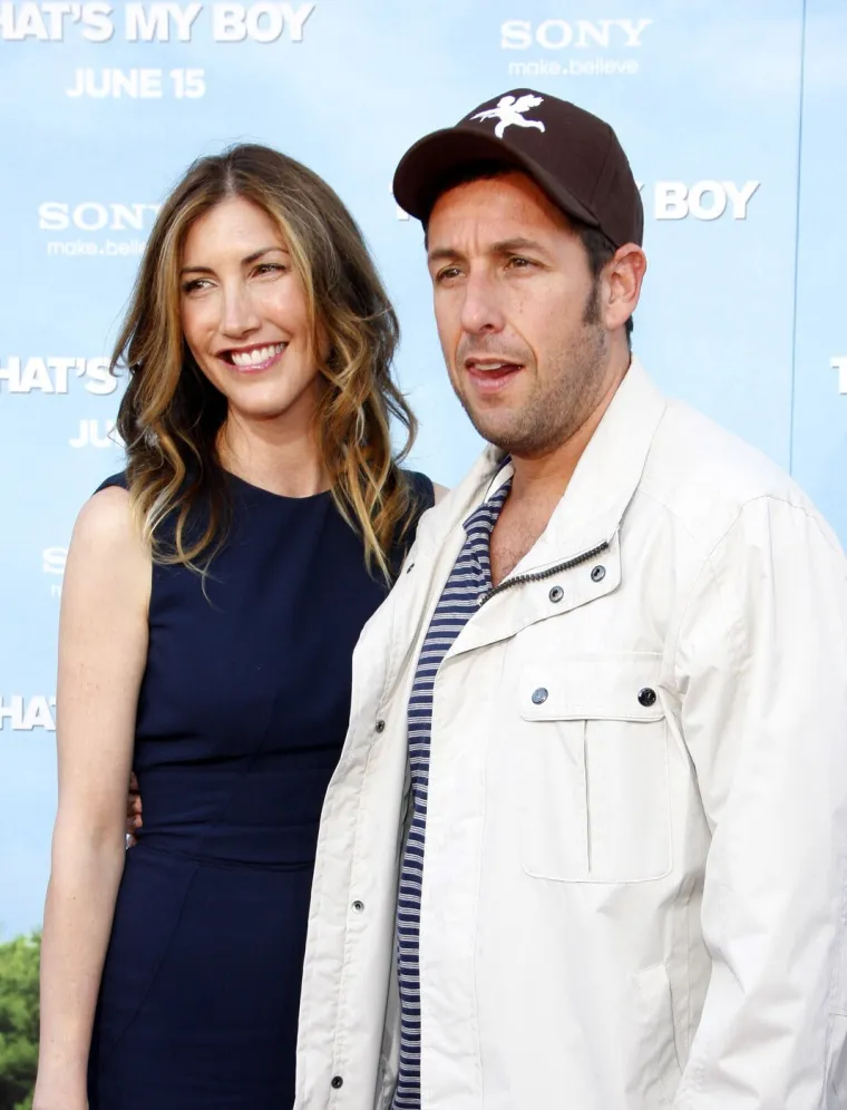 Adam pored sebe ima pravu ljepoticu: Jackie Sandler mami poglede zavidnom figurom