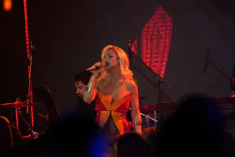 Maya Berović zapalila Beograd u vatrenoj kombinaciji