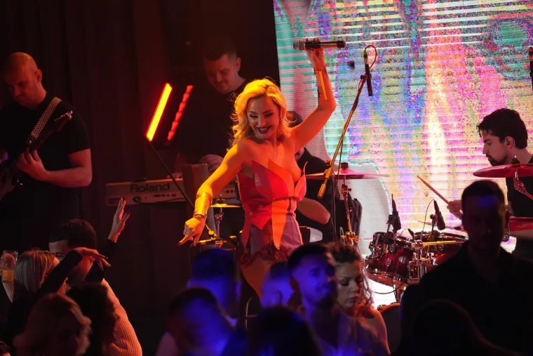 Maya Berović zapalila Beograd u vatrenoj kombinaciji