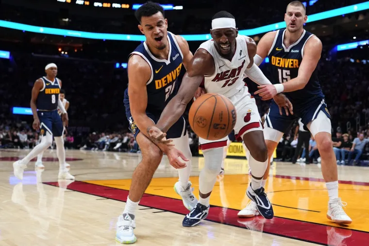 Pogledajte trenutak koji je &scaron;okirao Srbiju i NBA: Jokić se ozlijedio na potpuno bizaran način