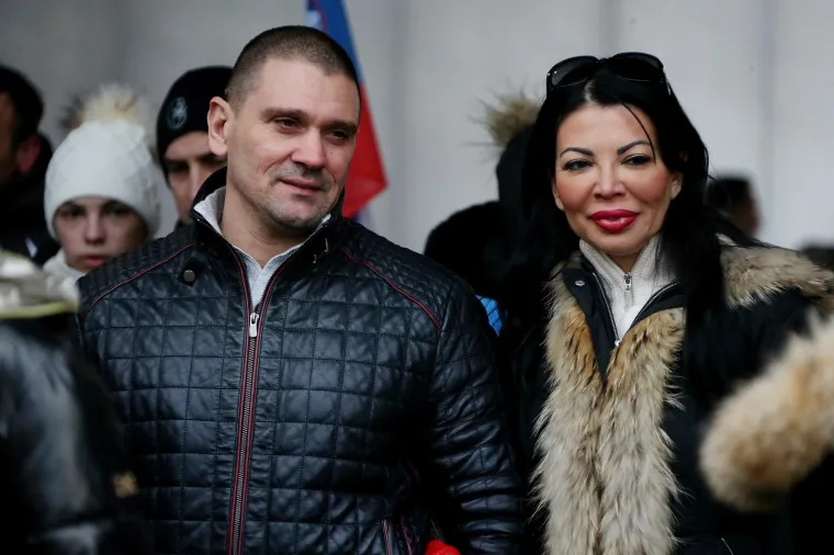 Ljubi 25 godina mlađeg i otvoreno priča o korekcijama: Kako je izgledala Vjekoslava Bach?