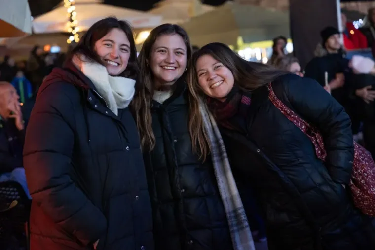 Kakva elegancija: Dok je Elemental zagrijavao Zadrane, dama u sivom plijenila pažnju iz publike