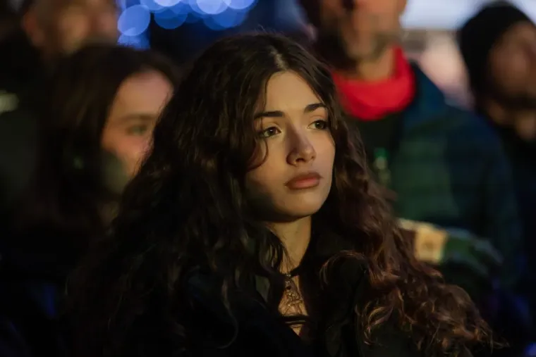 Kakva elegancija: Dok je Elemental zagrijavao Zadrane, dama u sivom plijenila pažnju iz publike