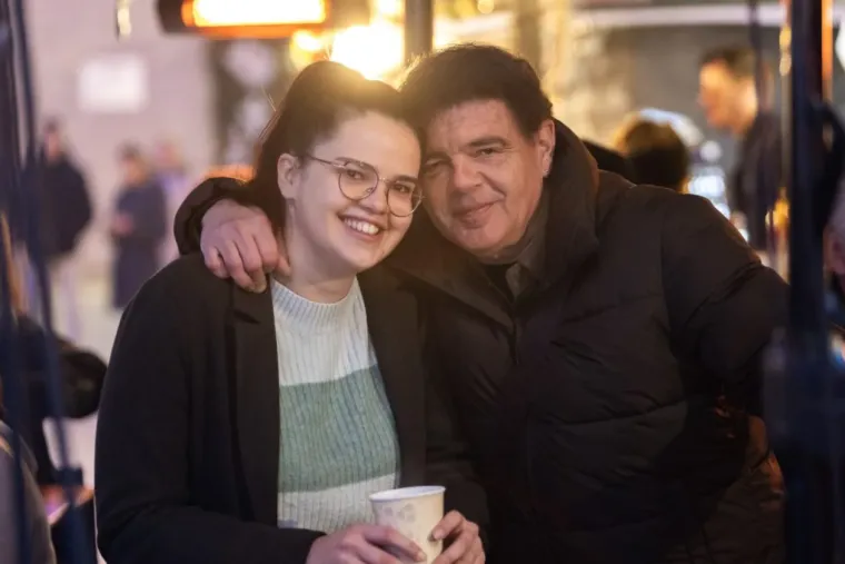 Kakva elegancija: Dok je Elemental zagrijavao Zadrane, dama u sivom plijenila pažnju iz publike