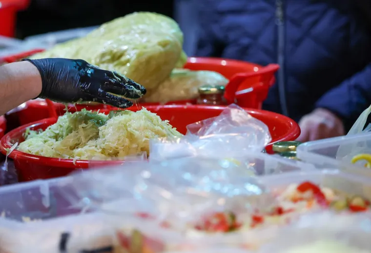 Nevjerojatne gužve na zagrebačkom Dolcu: Građani pohrlili po jednu namirnicu - a nije meso