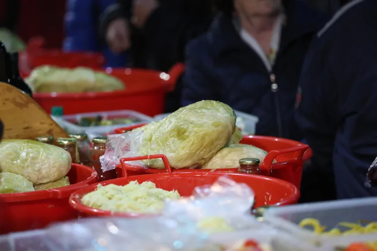 Nevjerojatne gužve na zagrebačkom Dolcu: Građani pohrlili po jednu namirnicu - a nije meso