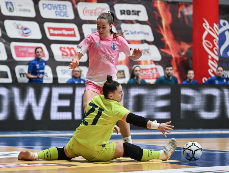 Finale Kutije &scaron;ibica za žene ponudilo spektakl: Iskre frcale na sve strane