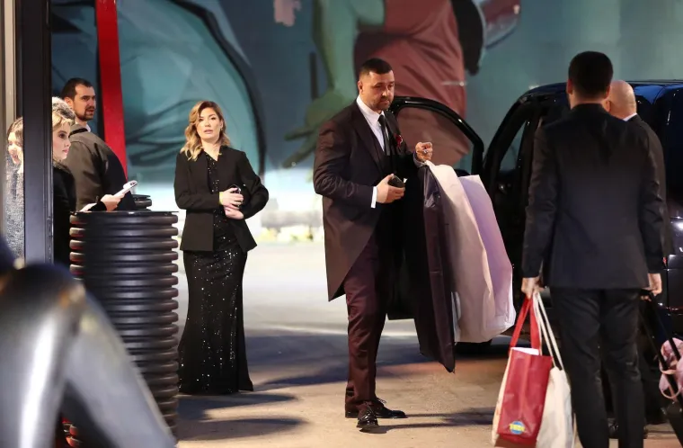 Na terenu zvijer, a u &scaron;tiklama prava ljepotica: Ovako je Sandra Perković izgledala na vjenčanju