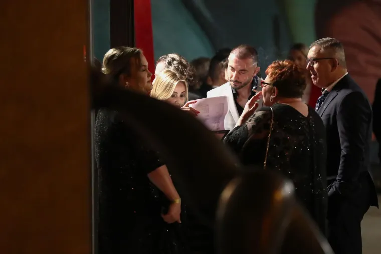 Na terenu zvijer, a u &scaron;tiklama prava ljepotica: Ovako je Sandra Perković izgledala na vjenčanju