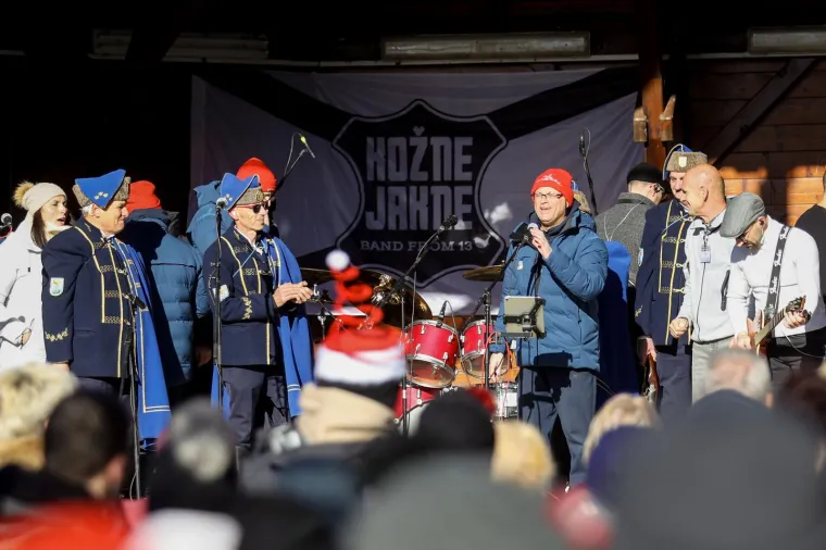 U Fužinama je već veselo: Dočekali su Novu godinu u dobrom raspoloženju