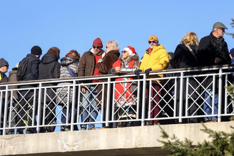 U Fužinama je već veselo: Dočekali su Novu godinu u dobrom raspoloženju
