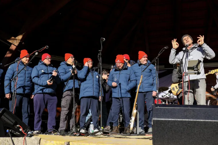 U Fužinama je već veselo: Dočekali su Novu godinu u dobrom raspoloženju