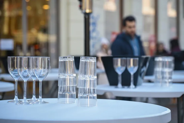 Ludnica u centru Zagreba je krenula! Pogledajte tko se sve pojavio i kako se slavilo na &scaron;pici