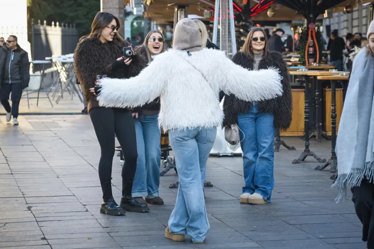Ludnica u centru Zagreba je krenula! Pogledajte tko se sve pojavio i kako se slavilo na &scaron;pici