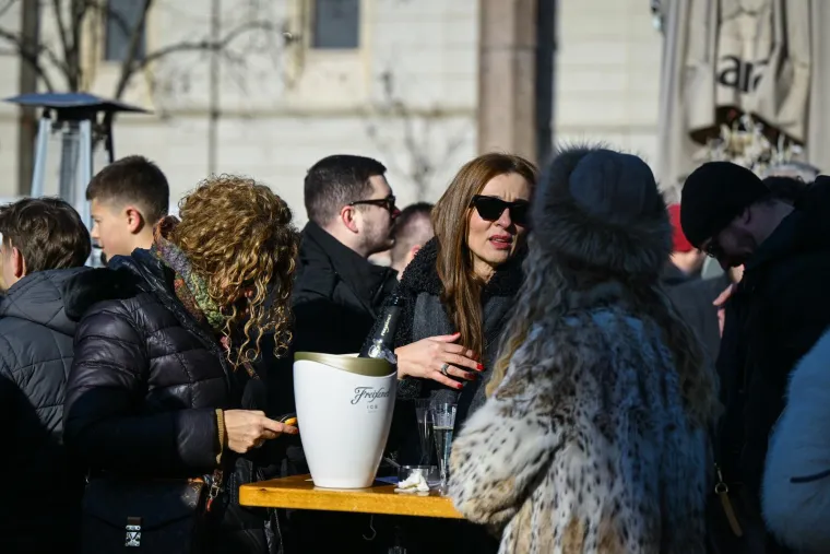 Ludnica u centru Zagreba je krenula! Pogledajte tko se sve pojavio i kako se slavilo na &scaron;pici