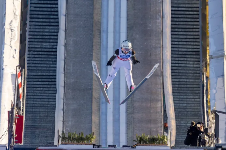 Nika je čudo: Cijeli svijet joj se divi, ovi prizori obilaze planetu