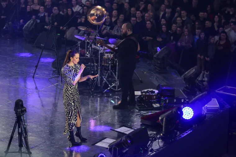 Vratila se u Zagreb i napravila show: Pogledajte atmosferu s dočeka s Prijovićkom!