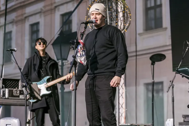 Dječja Nova u Osijeku i modna pista: Legica u bundi zasjenila cijeli trg