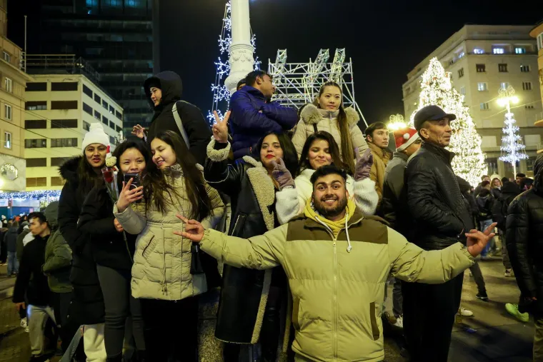 Pogledajte prizore s novogodi&scaron;njeg spektakla u Zagrebu: U najluđoj noći drmaju rock i punk!