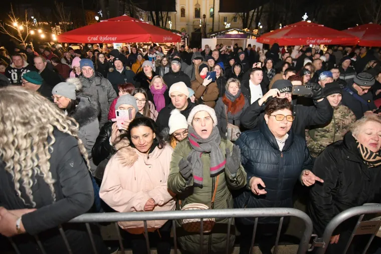 Od Zagreba do Dubrovnika: Evo kako se slavilo i tko je sve zabavljao ljude u najluđoj noći