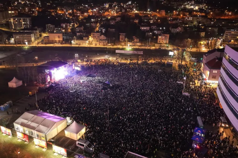 Snimke iz zraka oduzimaju dah: Jelena Rozga napravila spektakl u Sarajevu